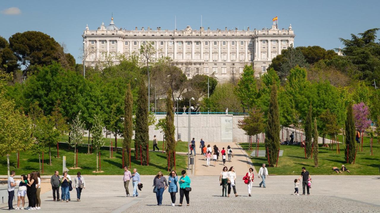 Hostel Acacias Madrid Exterior photo