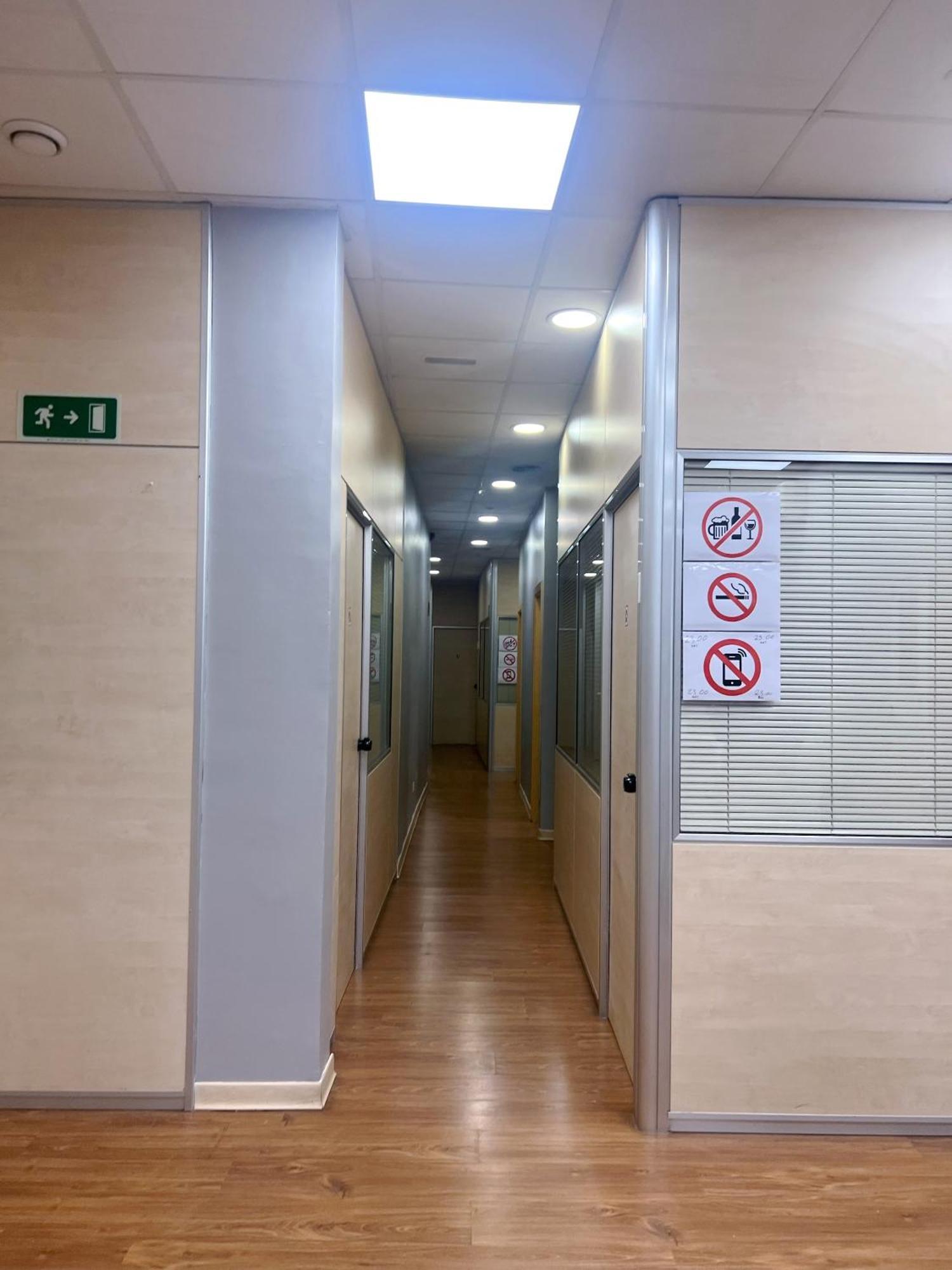 Hostel Acacias Madrid Exterior photo